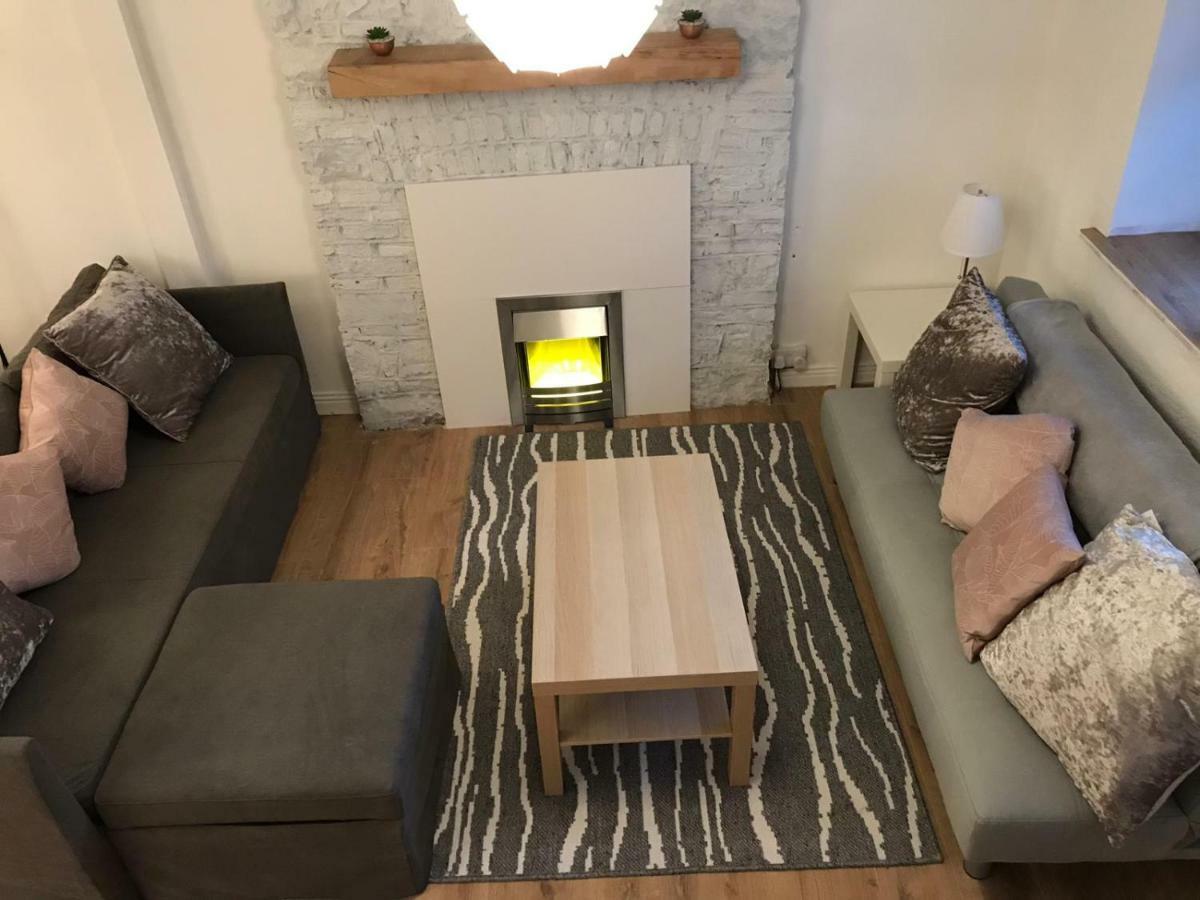 Galway City Cottage エクステリア 写真
